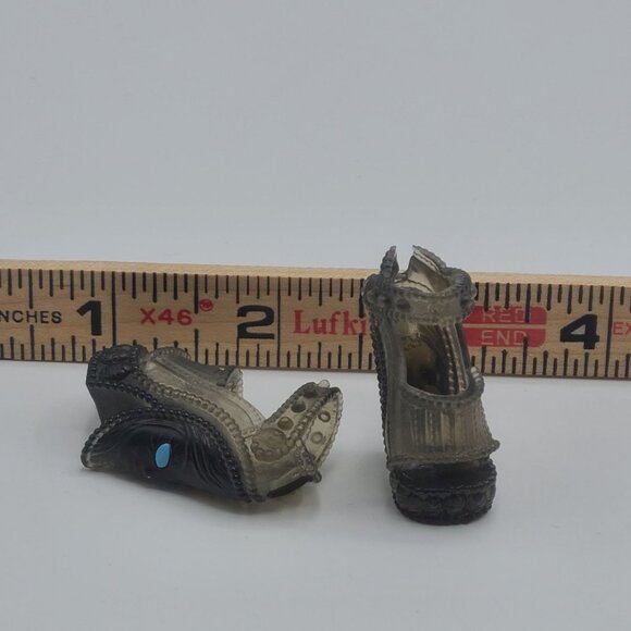 Monster High Kiyomi Haunterly Doll Shoes From Haunted Student Spirits Line - Picture 2 of 4